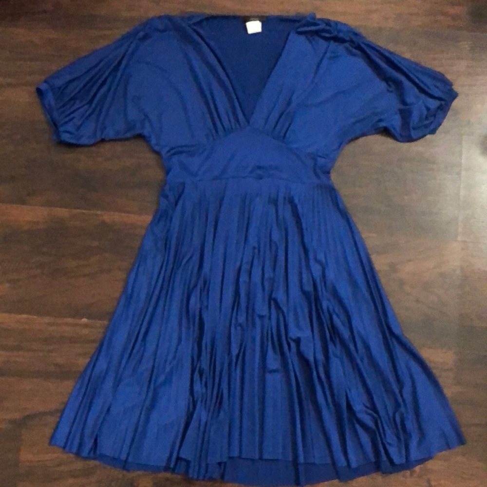 Pleated Blue V-neck Dress